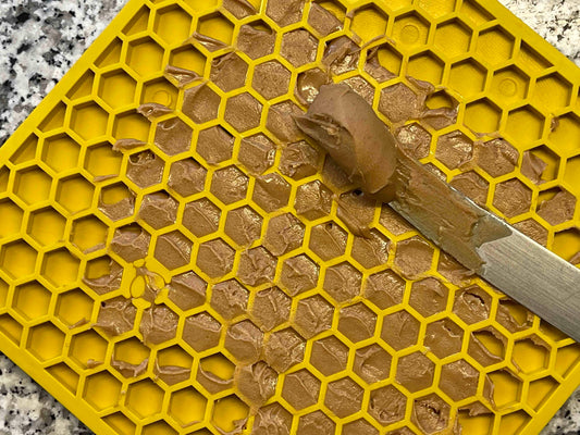 Tapis de léchage et d'occupation pour chien - Motif Abeille 🐝